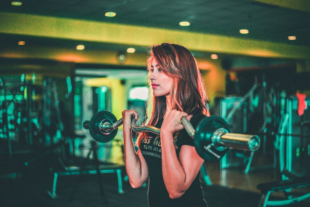 Progressive strength training over 40 with good technique in Phuket